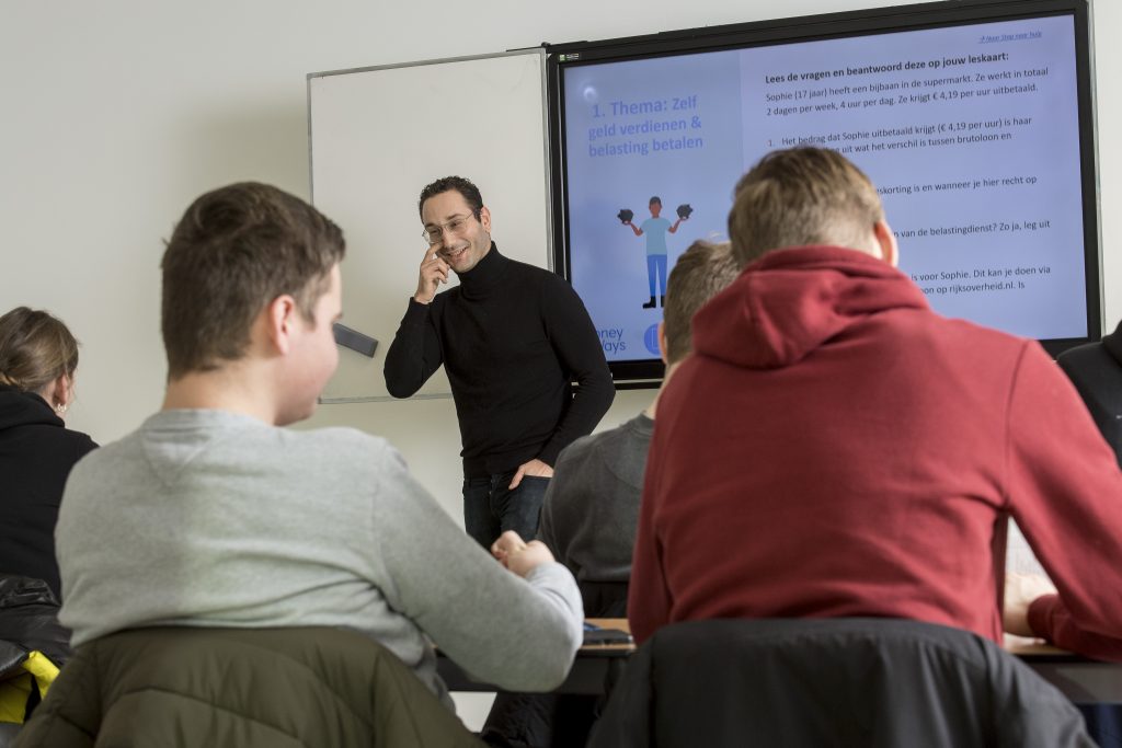 “Het gesprek over geld is niet het enige gesprek dat gevoerd moet worden, maar wel een heel belangrijk gesprek”