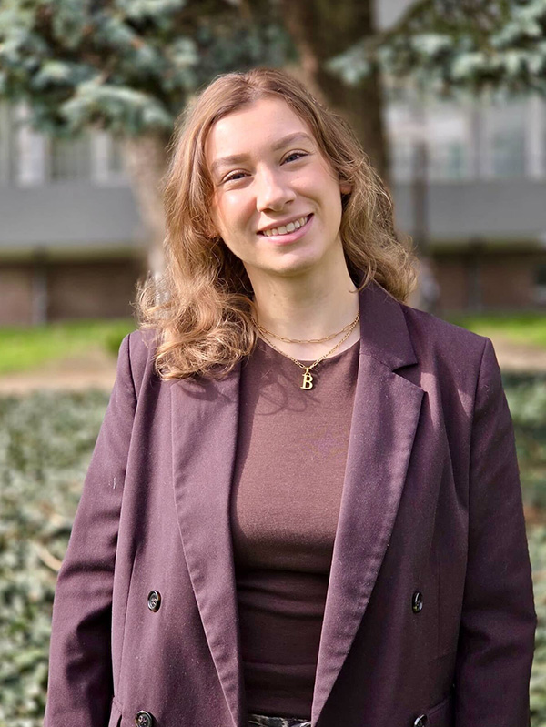 Brechje Cox - Diversion